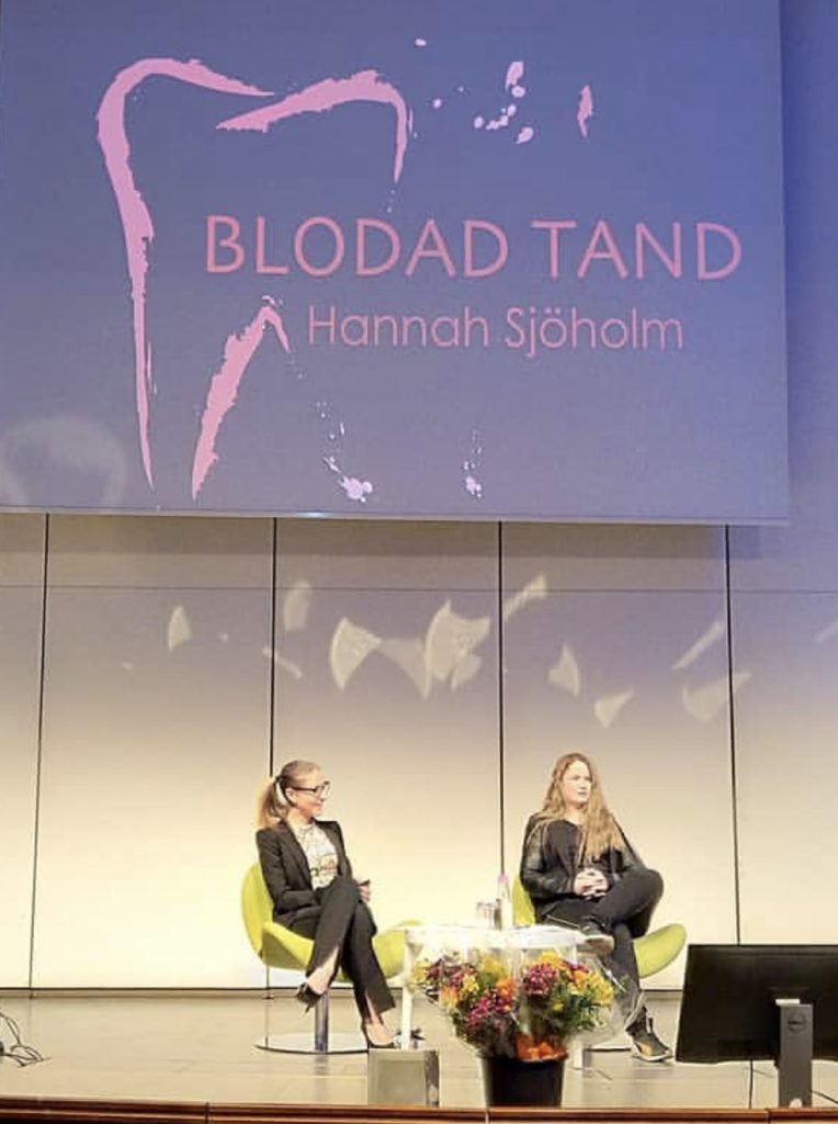 Tandsköterska Hannah Sjöholm i Blodad Tand Podcast 2019.
